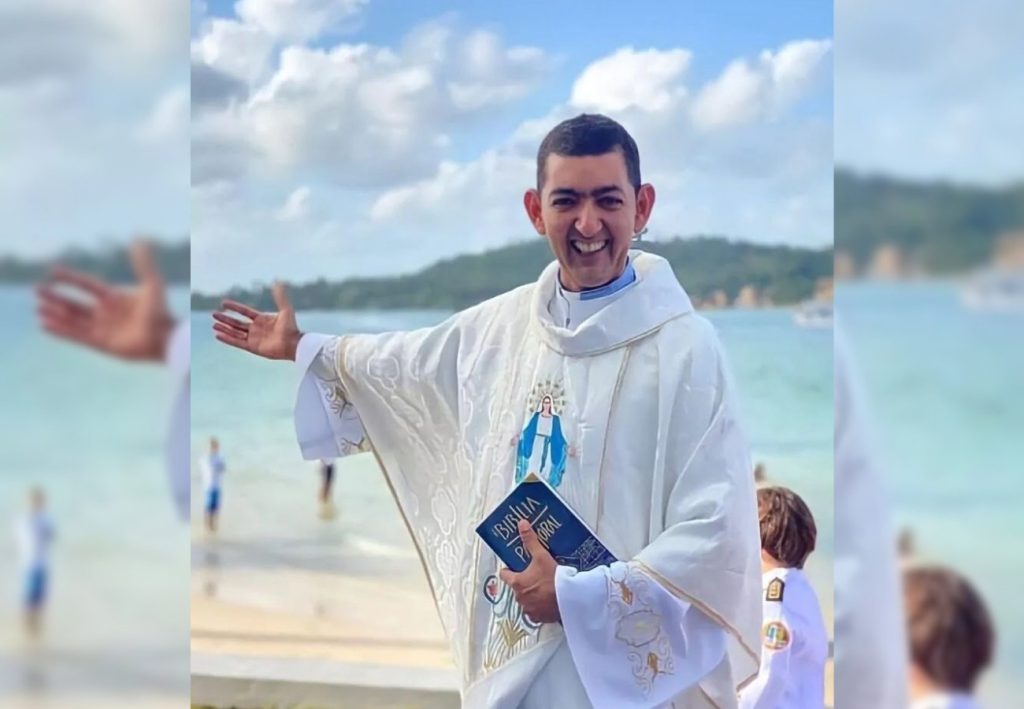Padre do TO chama atenção nas redes sociais pelo bem-humor e danças divertidas